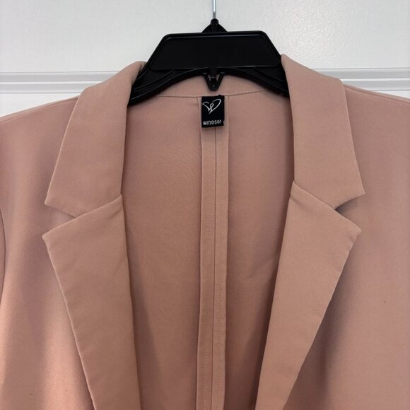 Windsor Beige Open Front Lightweight Longline Blazer - Picture 3 of 8